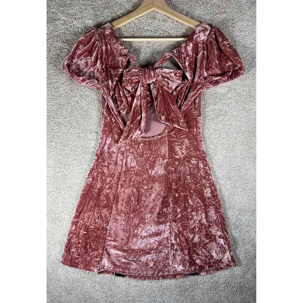 Kimchi Blue Pink Crushed Velvet Lace Trim Open Tie Back Mini Dress Coquete M - Picture 10 of 10